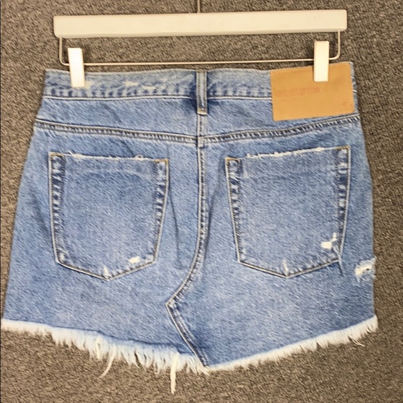 One Teaspoon - Picture 2 of 2